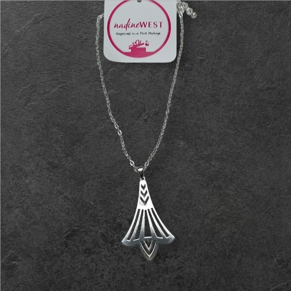 NWT Nadine West Silver Abstract Blossom Pendant Necklace ~23"